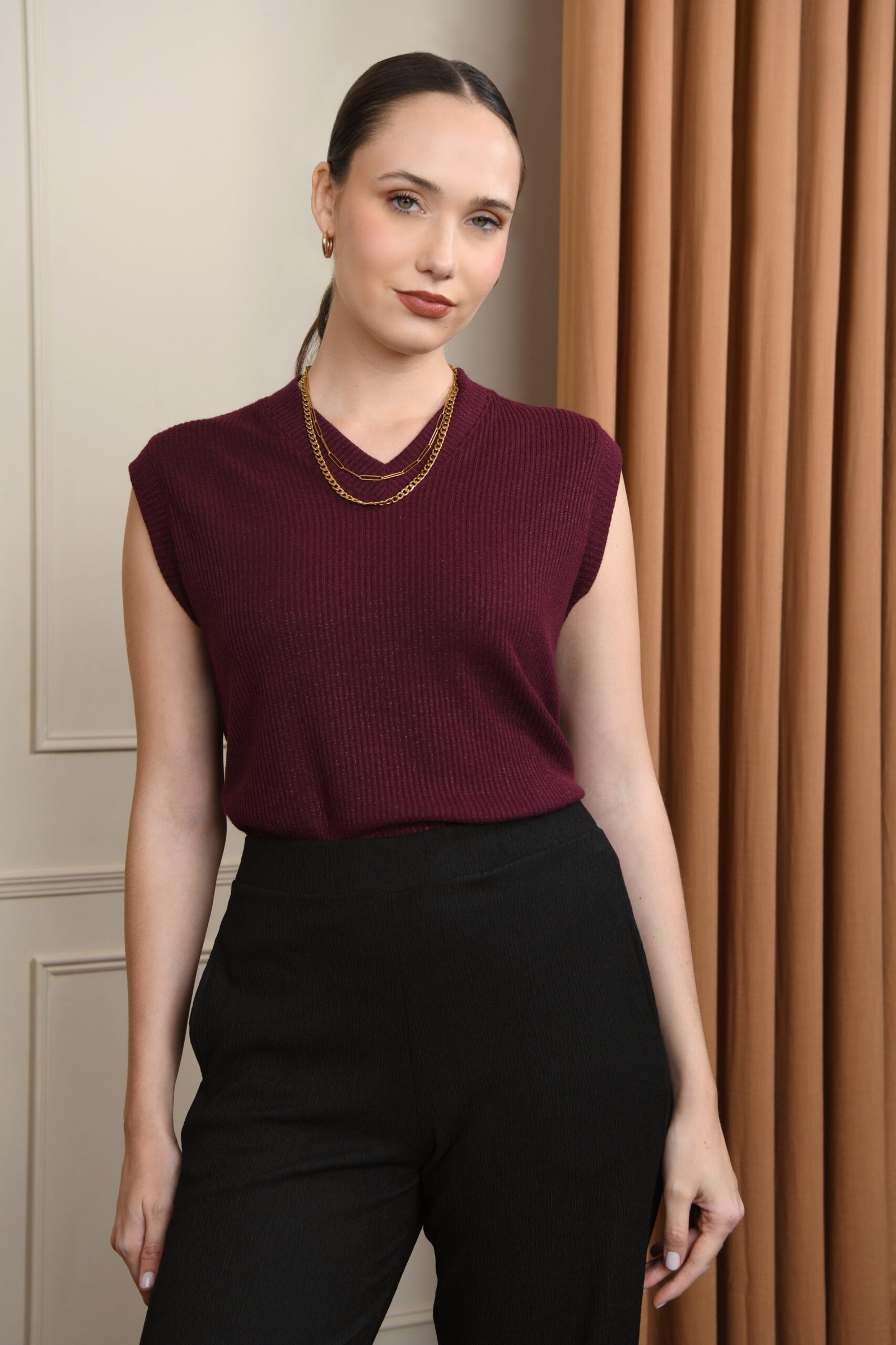 FAE0FA86-ADC5-432F-98F9-838B87BEDDD0 CHALECO KARIN - Imagen 1